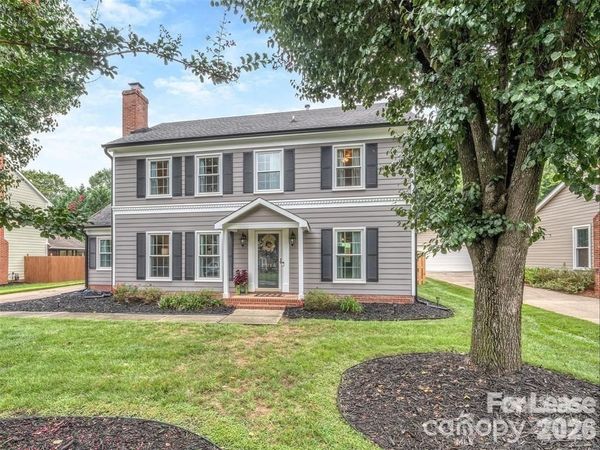 8715 Parkchester Drive , Charlotte, NC 28277