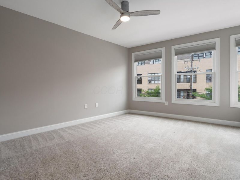 818 N 4th Street, Columbus, OH 43215 Photo 14
