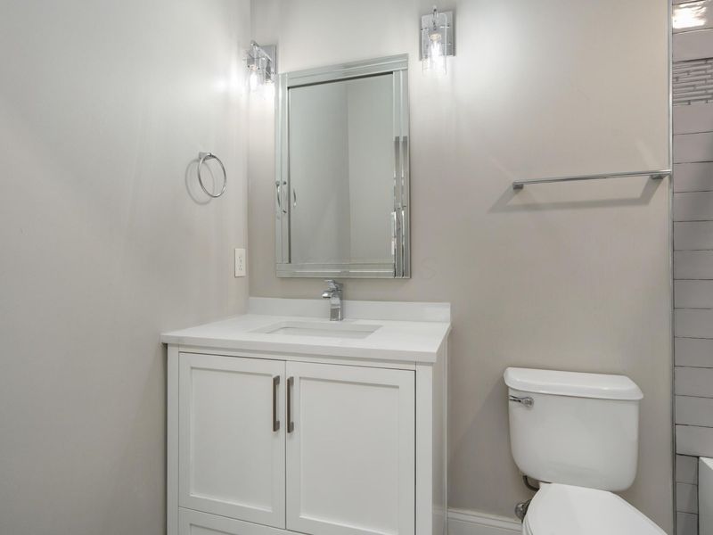 818 N 4th Street, Columbus, OH 43215 Photo 17