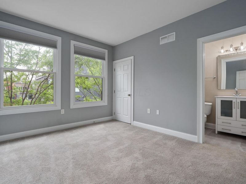 818 N 4th Street, Columbus, OH 43215 Photo 19