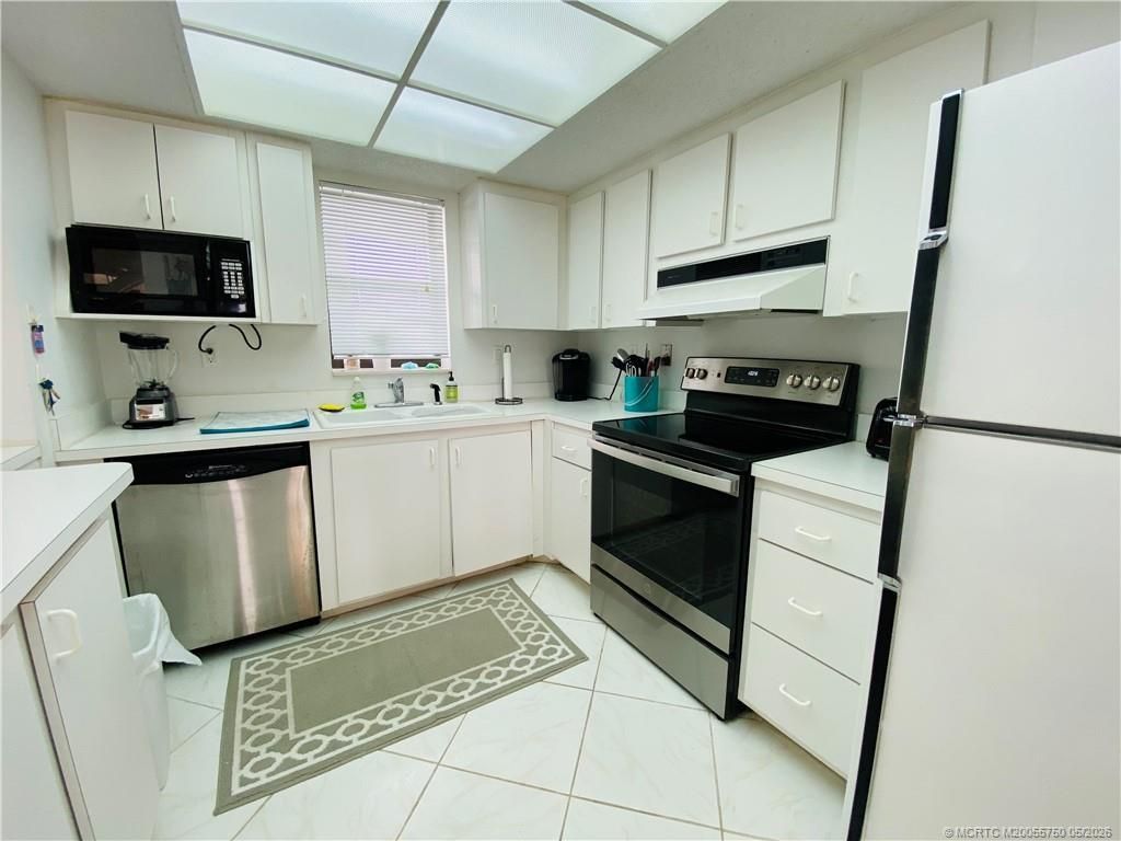 11000 S Ocean Drive, Unit 5-L, Jensen Beach, FL 34957 Photo
