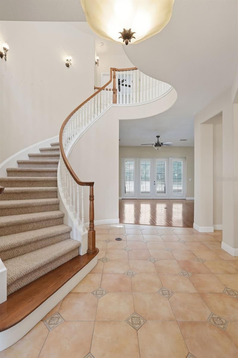 530 N Blue Lake Avenue, Deland, FL 32724 Photo