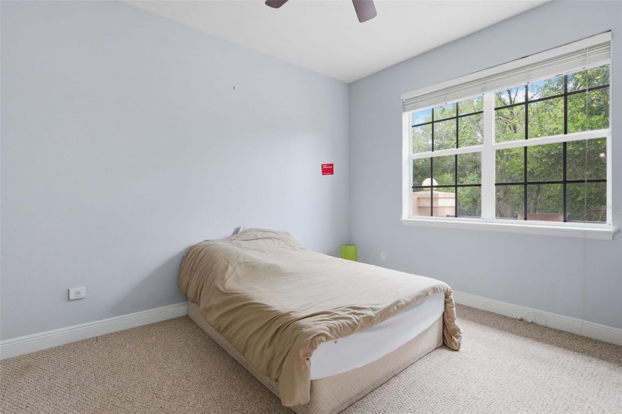 530 N Blue Lake Avenue, Deland, FL 32724 Photo
