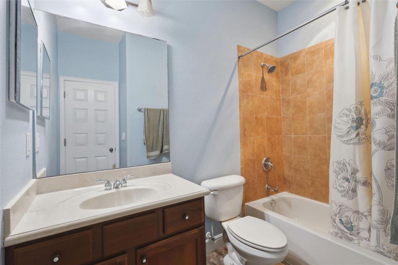 530 N Blue Lake Avenue, Deland, FL 32724 Photo