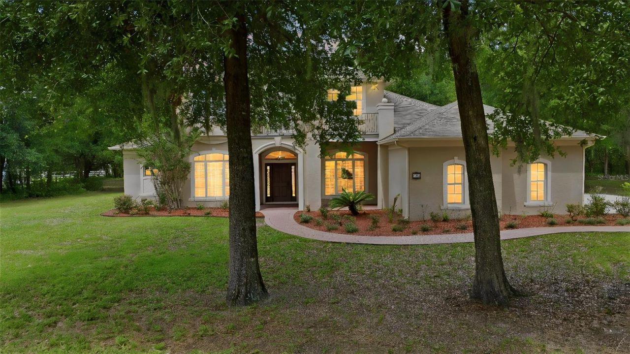 530 N Blue Lake Avenue, Deland, FL 32724 Photo