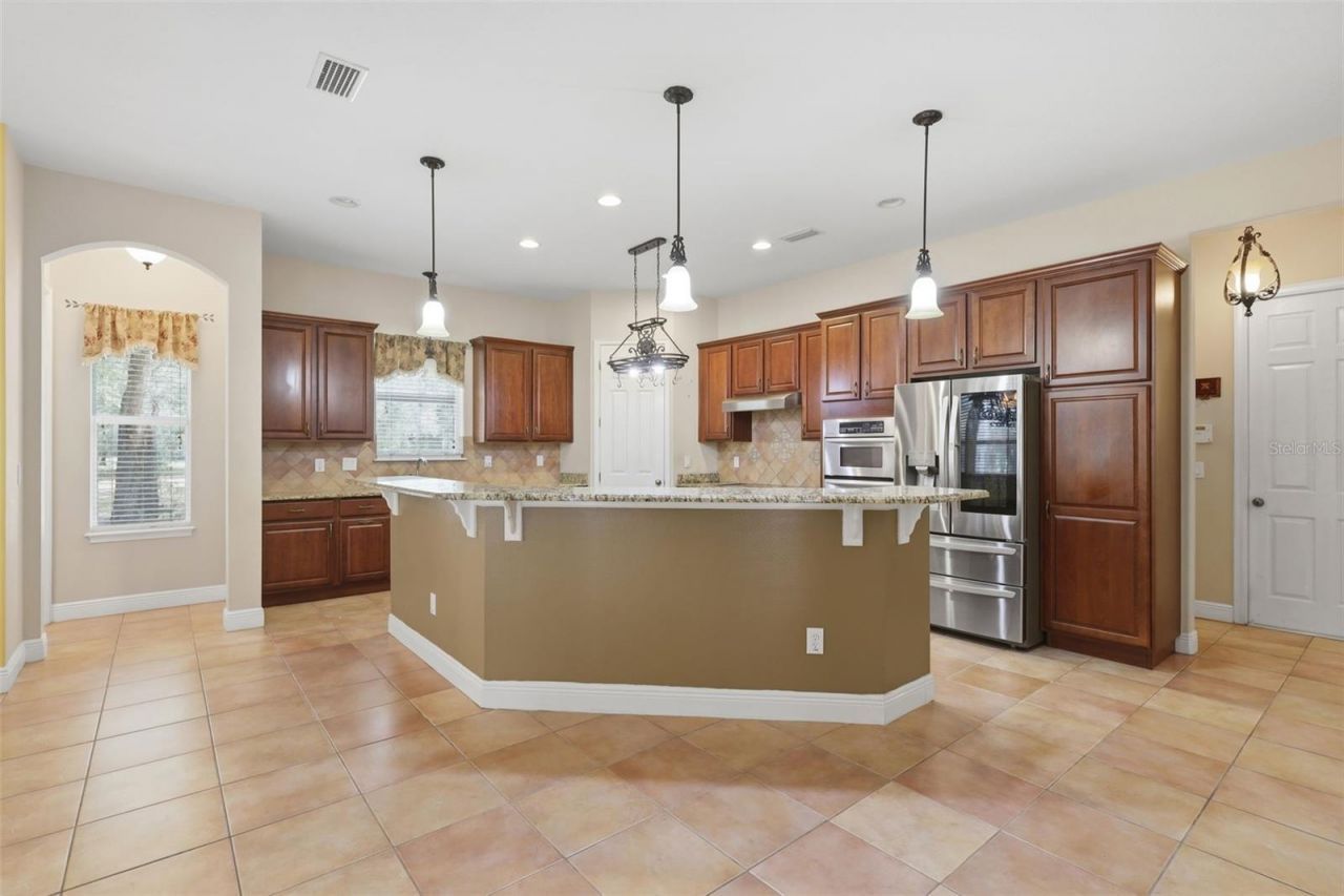 530 N Blue Lake Avenue, Deland, FL 32724 Photo