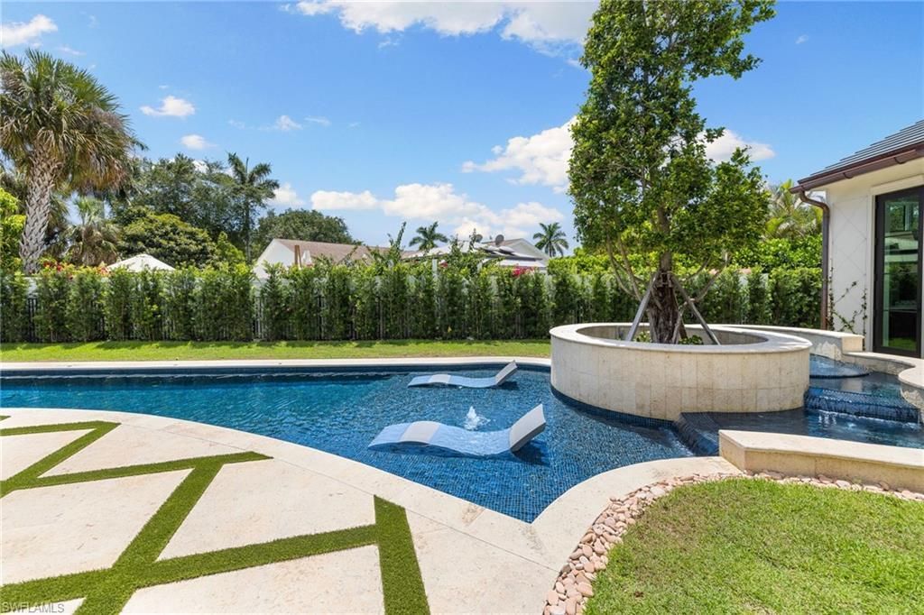 1598 Nautilus Rd, Naples, FL 34102 Photo