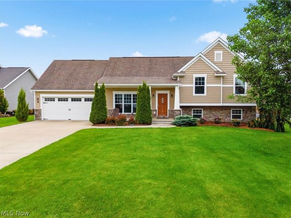 5858 NE Birmingham Street , Canton, OH 44721