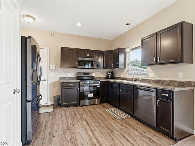 5858 NE Birmingham Street, Canton, OH 44721 Photo 14