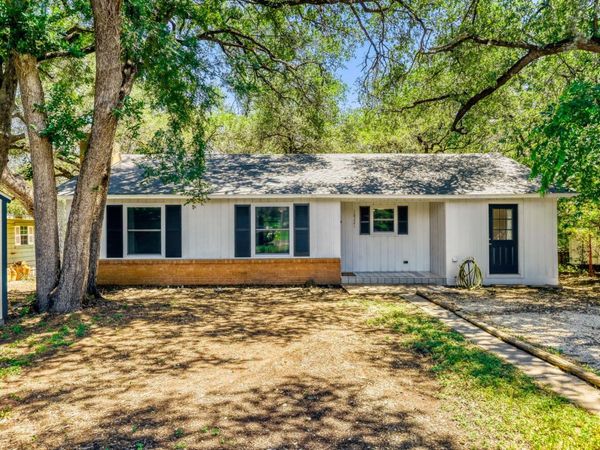 18221 Ledge ST, Jonestown, TX 78645