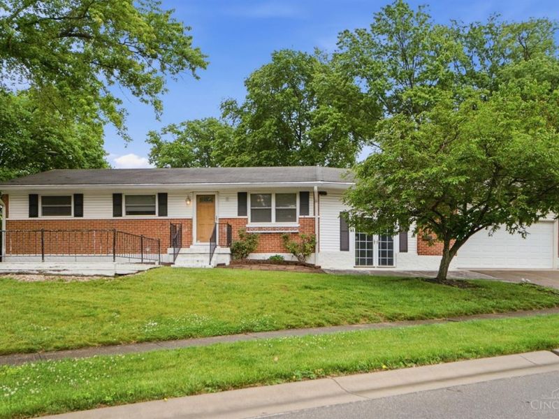 3774 Nightingale Drive, Fairfax, OH 45227 Photo 1