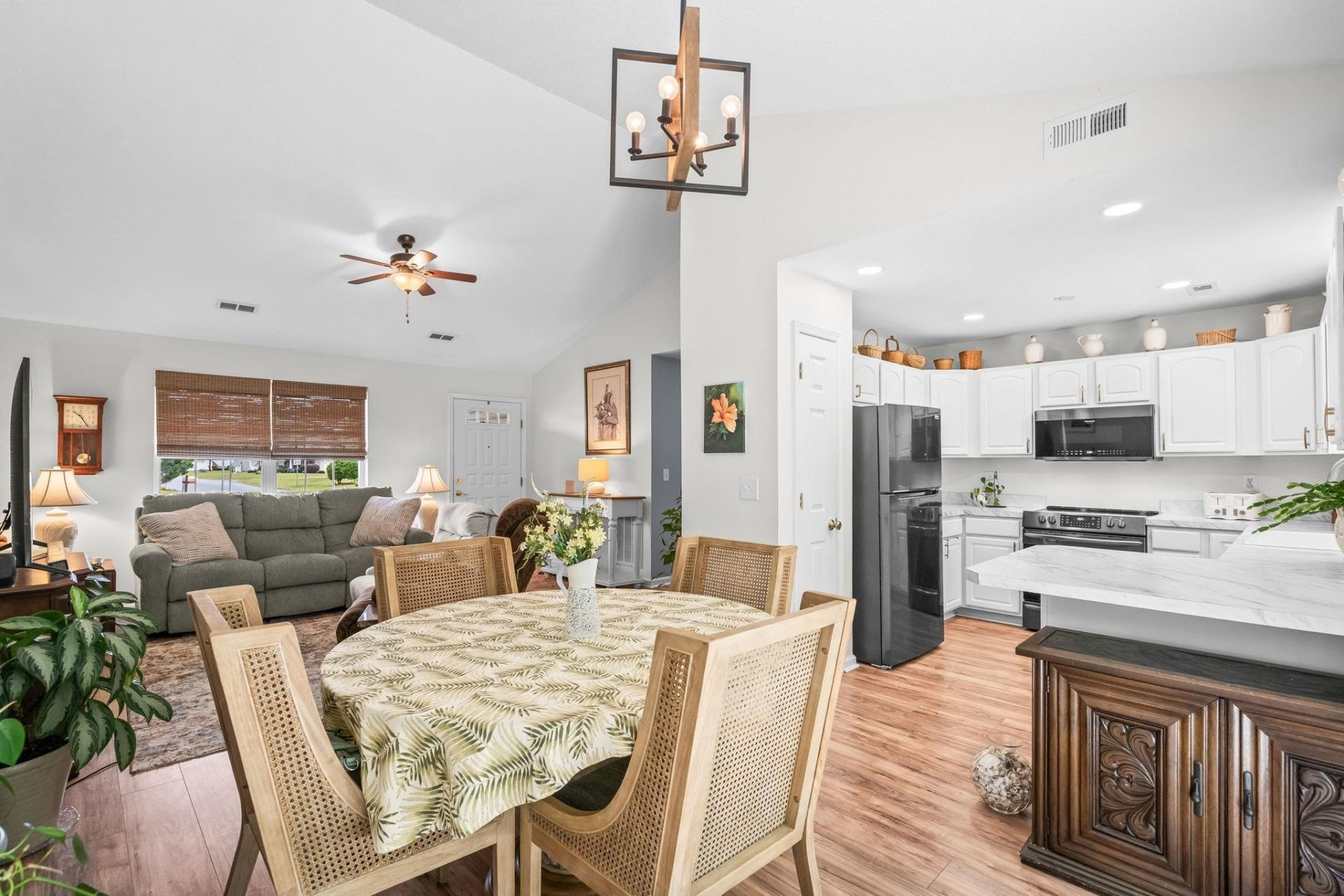 204 Balsa Dr.  Photo 15