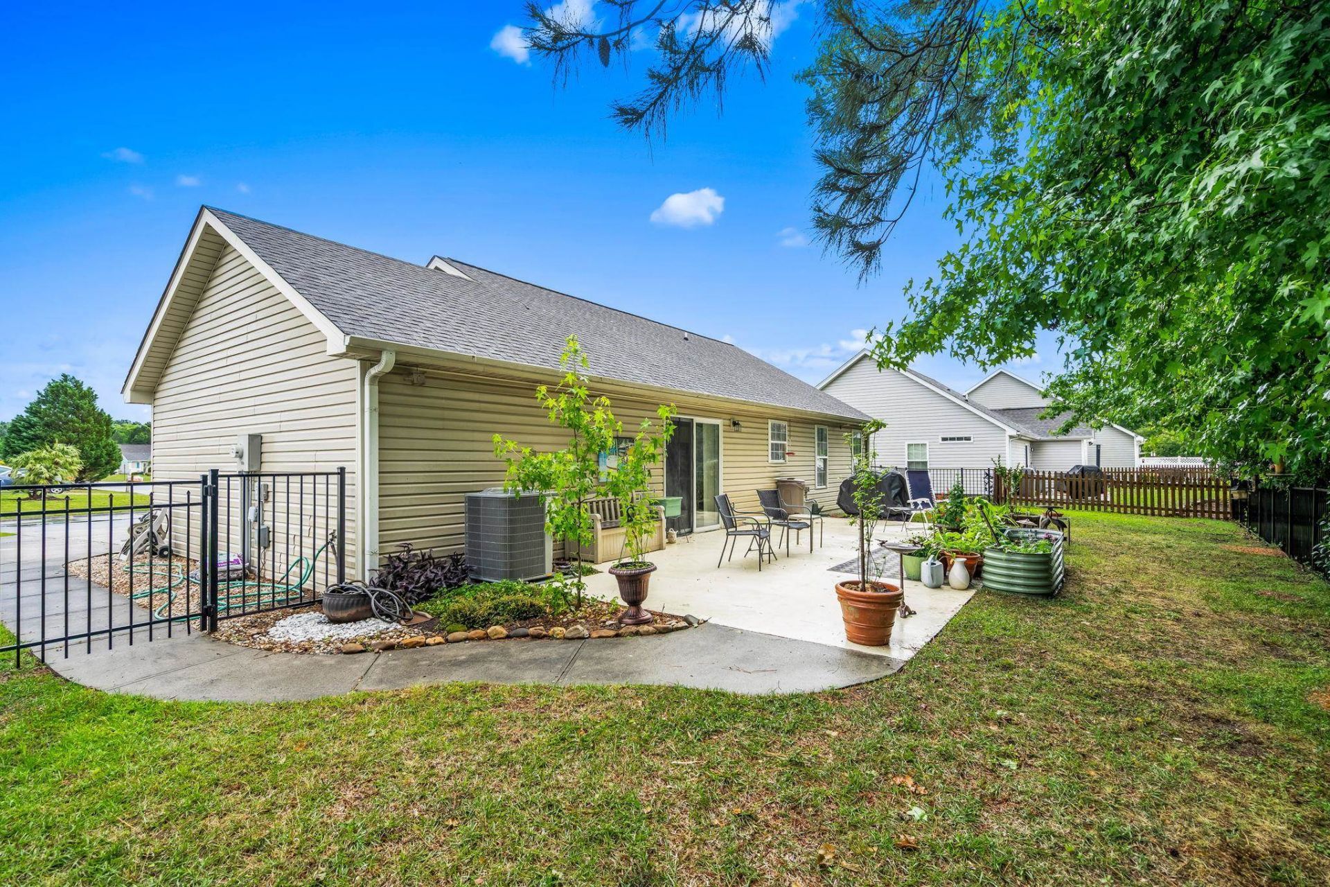 204 Balsa Dr.  Photo 33