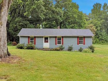 2820 OCTAGON CHURCH RD, MAIDENS, VA 23102