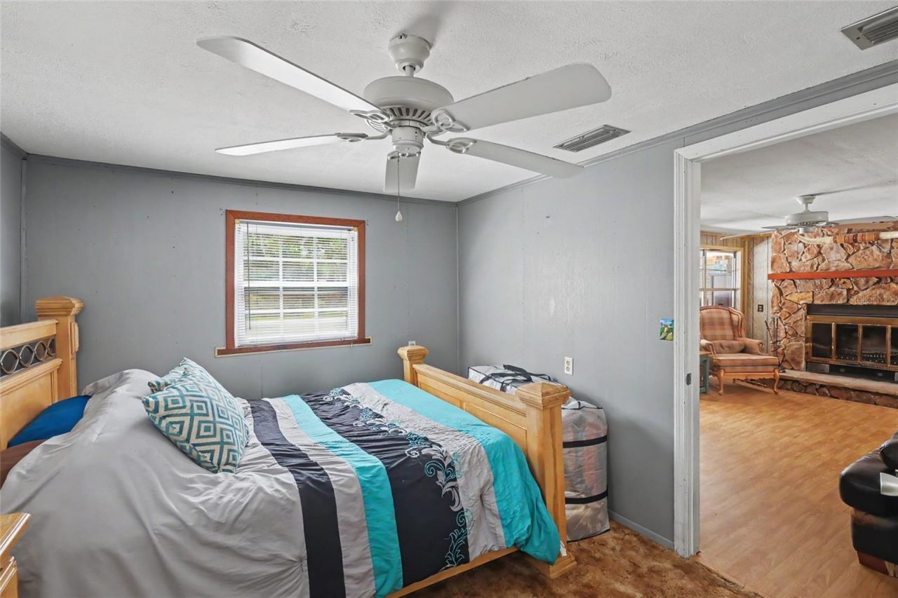 44216 Lake Mack Drive, Deland, FL 32720 Photo