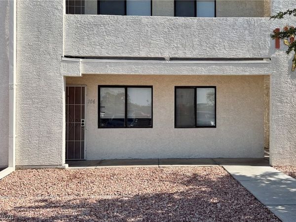 1381 E University Avenue , Unit 106, Las Vegas, NV 89119