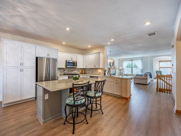 15066 Dundee Avenue, Apple Valley, MN 55124