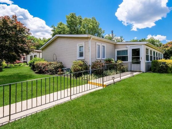 742 DOGWOOD DRIVE, NORTH WALES, PA 19454