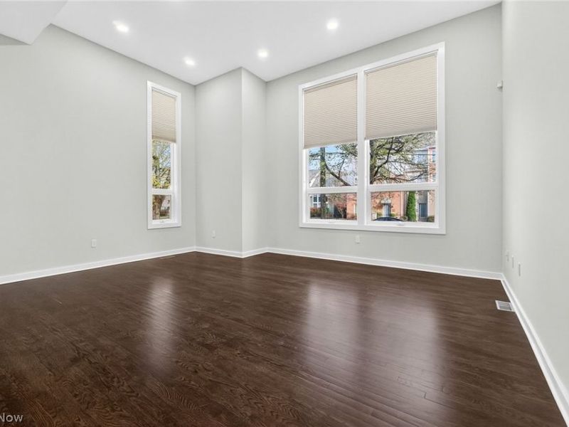 2282 W 5th Street, Cleveland, OH 44113 Photo 3