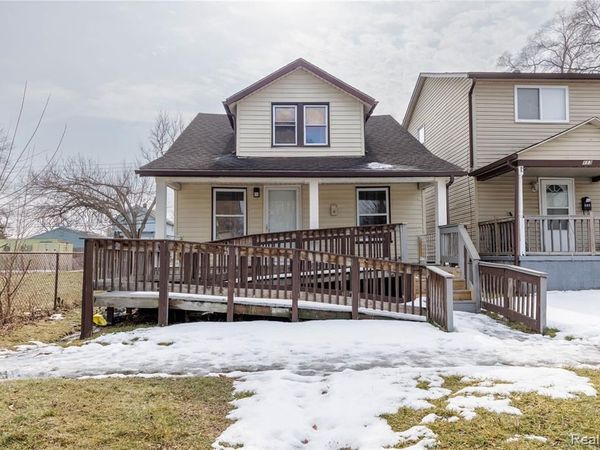 107 W Hayes Avenue, Hazel Park, MI 48030