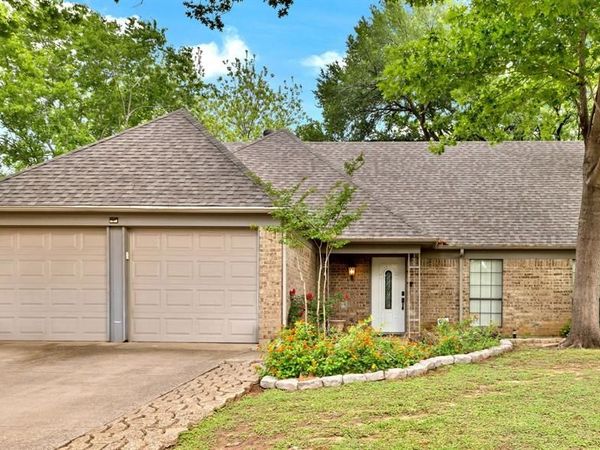 513 Harrington Lane, Euless, TX 76039