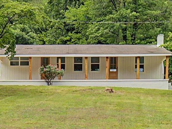 2115 Kings Road, Dalton, GA 30720