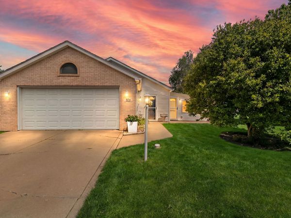 326 Brown Court , Chesterton, IN 46304