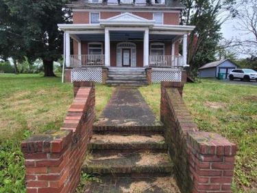 8786 ANTHONY HIGHWAY, WAYNESBORO, PA 17268