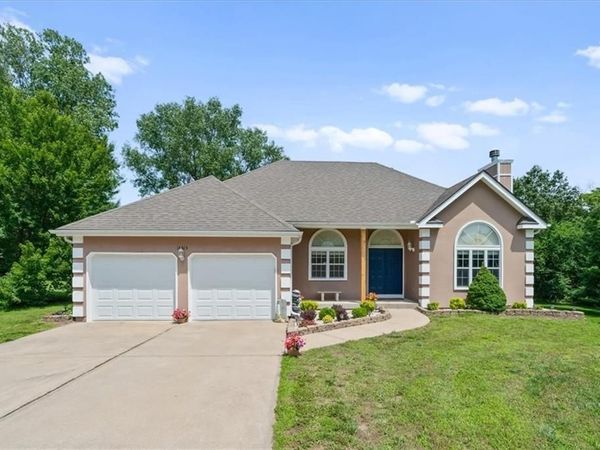 14515 S Hutt Road, Lone Jack, MO 64070