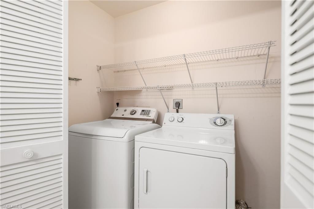 3383 Erick Lake Dr, Unit 2902, Naples, FL 34109 Photo