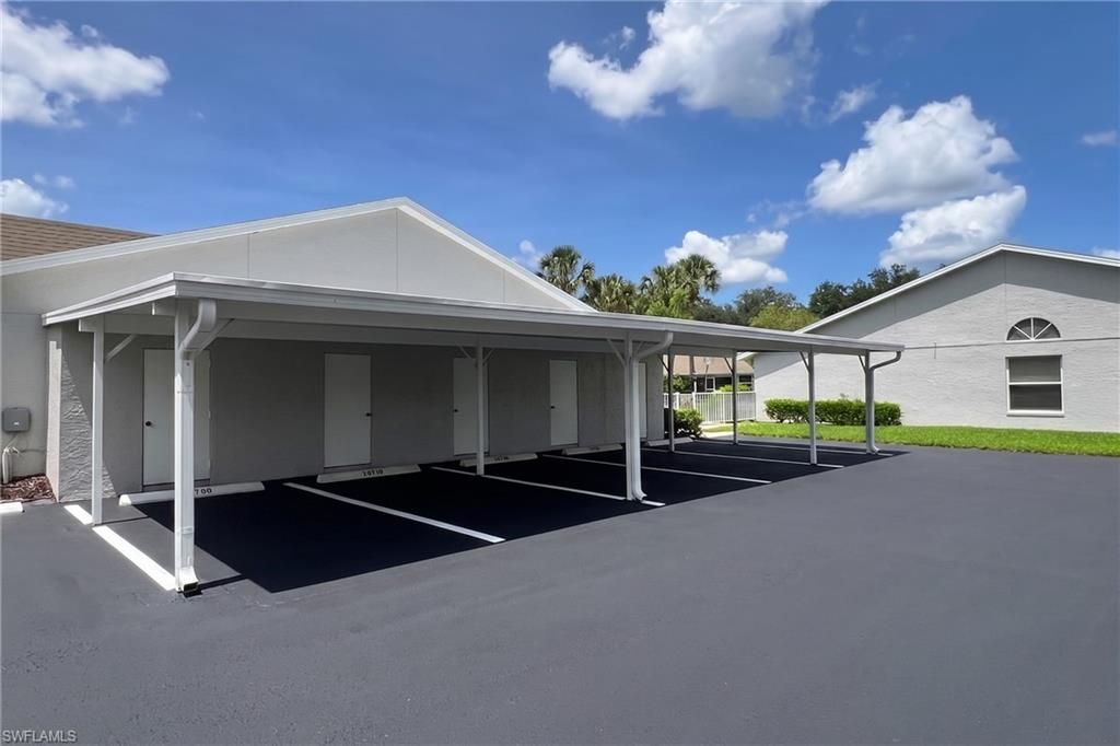 3383 Erick Lake Dr, Unit 2902, Naples, FL 34109 Photo