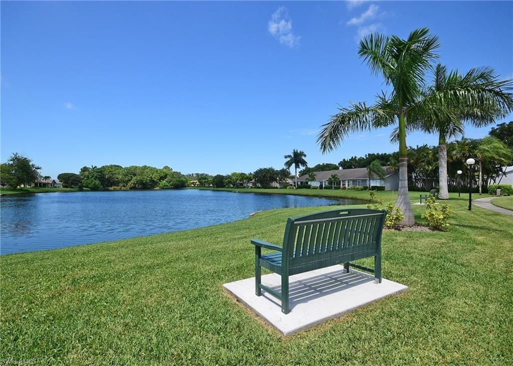 3383 Erick Lake Dr, Unit 2902, Naples, FL 34109 Photo