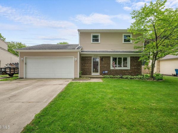 5702 Westview Drive, Sylvania, OH 43560
