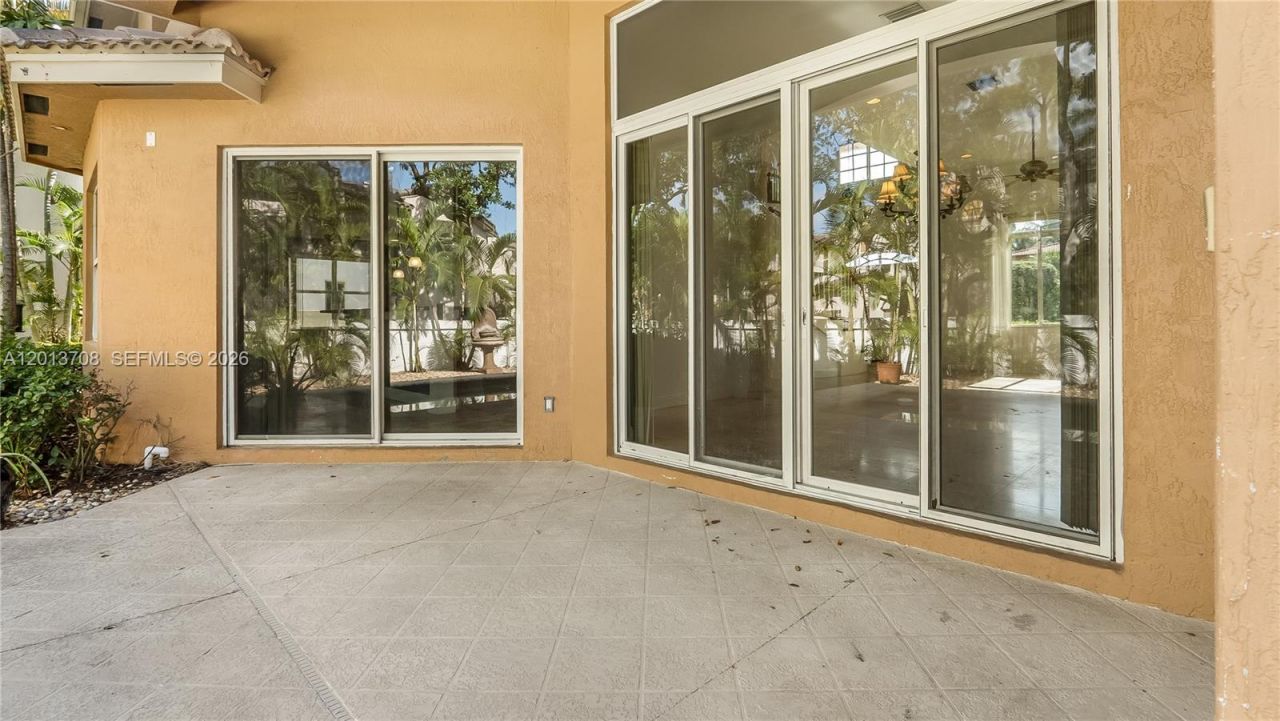 1940 S Blue Water Ter S, Lauderdale by the Sea, FL 33062 Photo