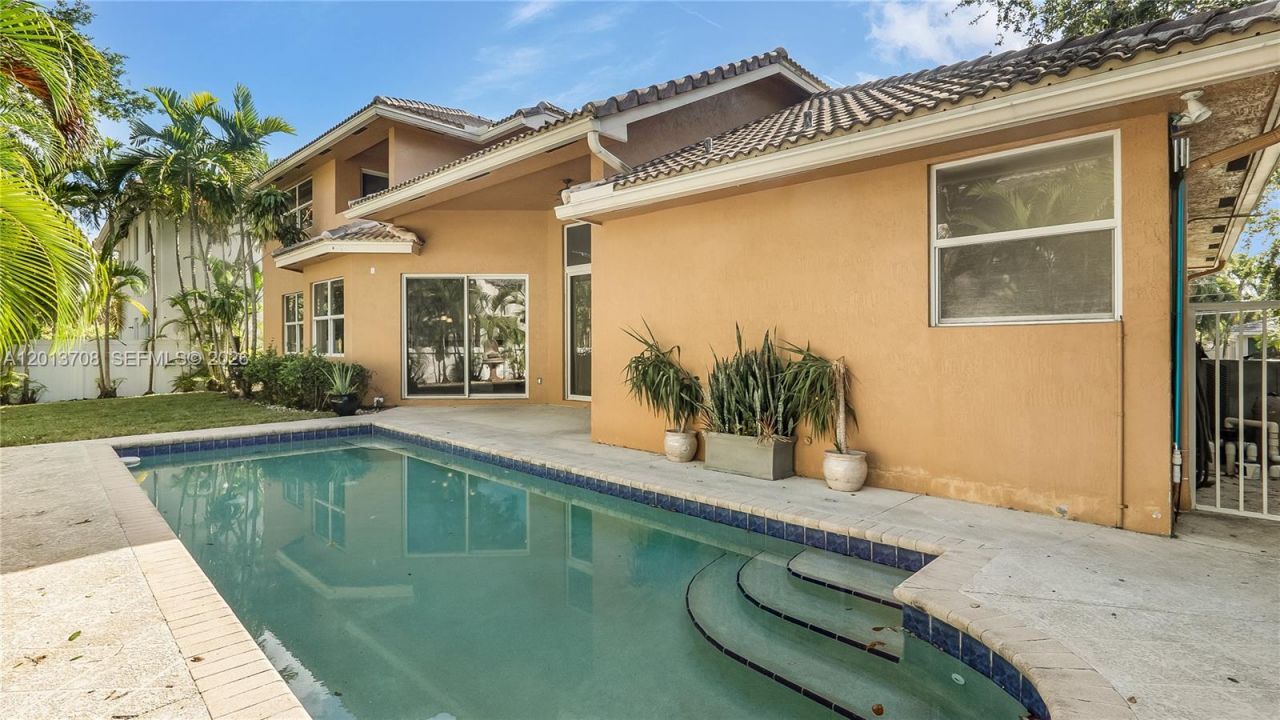 1940 S Blue Water Ter S, Lauderdale by the Sea, FL 33062 Photo