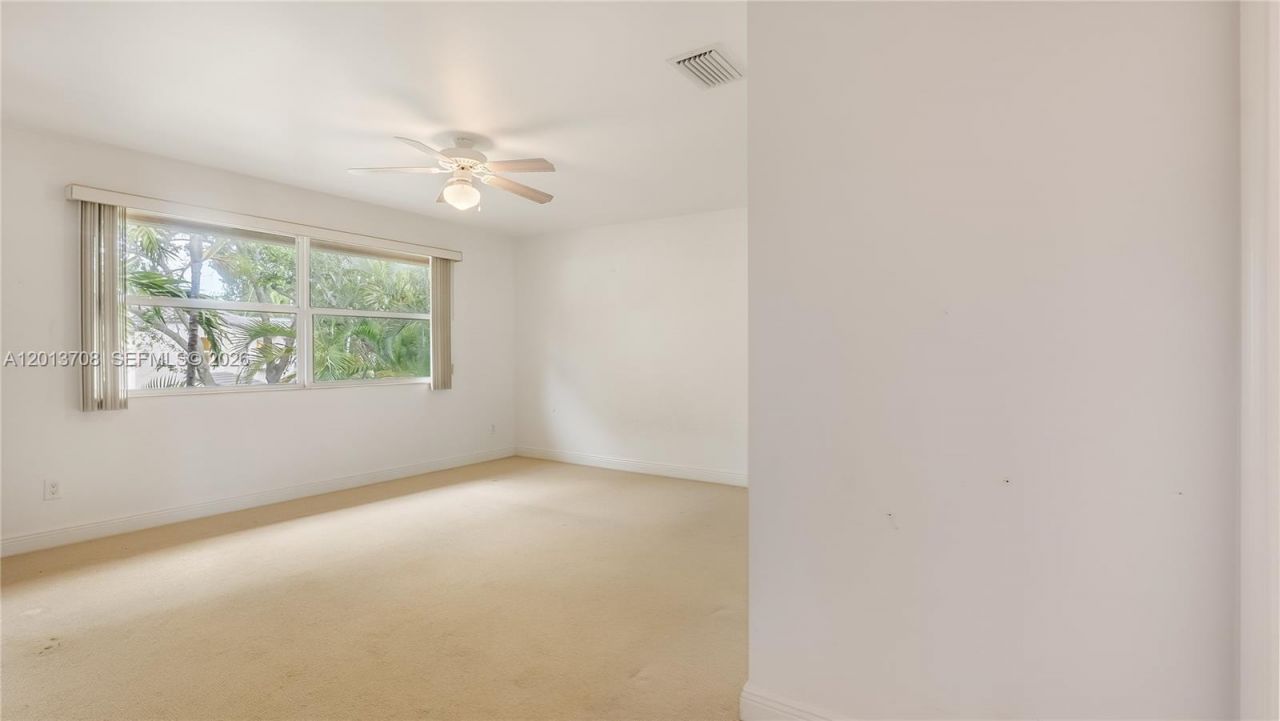 1940 S Blue Water Ter S, Lauderdale by the Sea, FL 33062 Photo