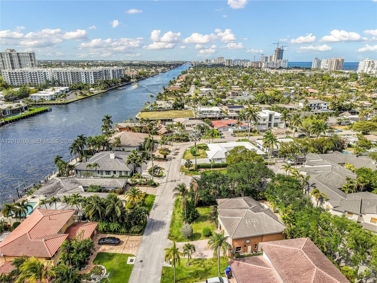 1940 S Blue Water Ter S, Lauderdale by the Sea, FL 33062 Photo