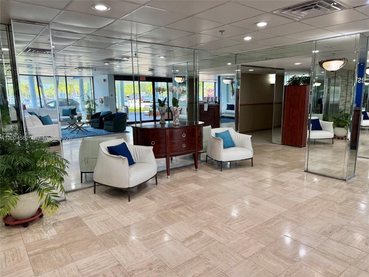 4001 Hillcrest Dr, Unit 609, Hollywood, FL 33021 Photo