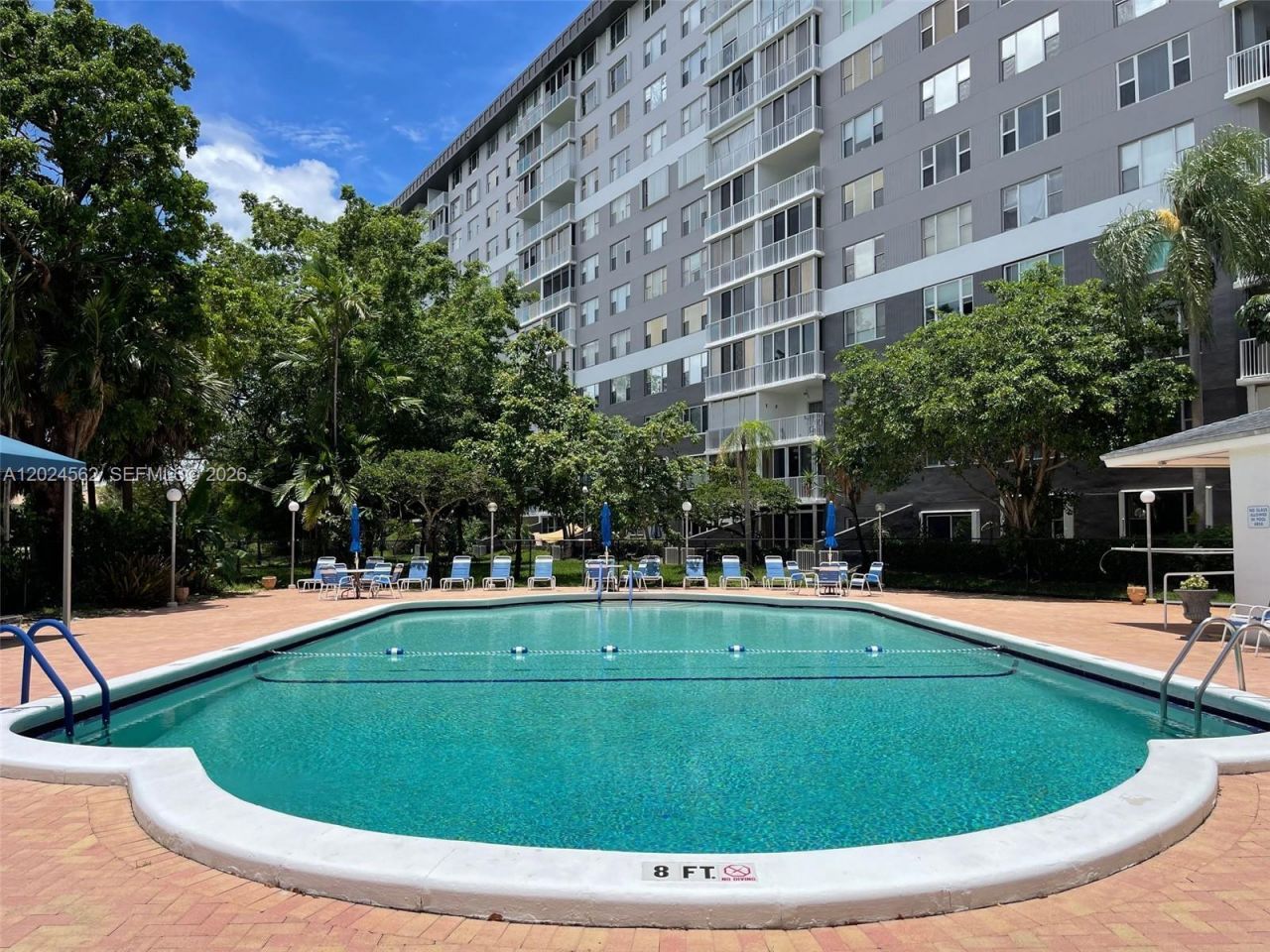 4001 Hillcrest Dr, Unit 609, Hollywood, FL 33021 Photo