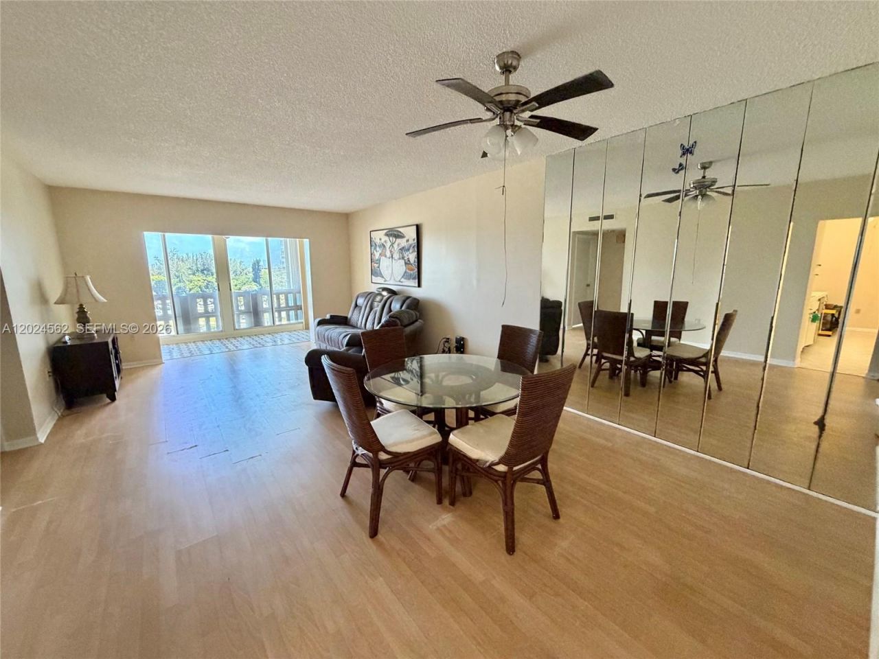 4001 Hillcrest Dr , Unit 609, Hollywood, FL 33021 Photo