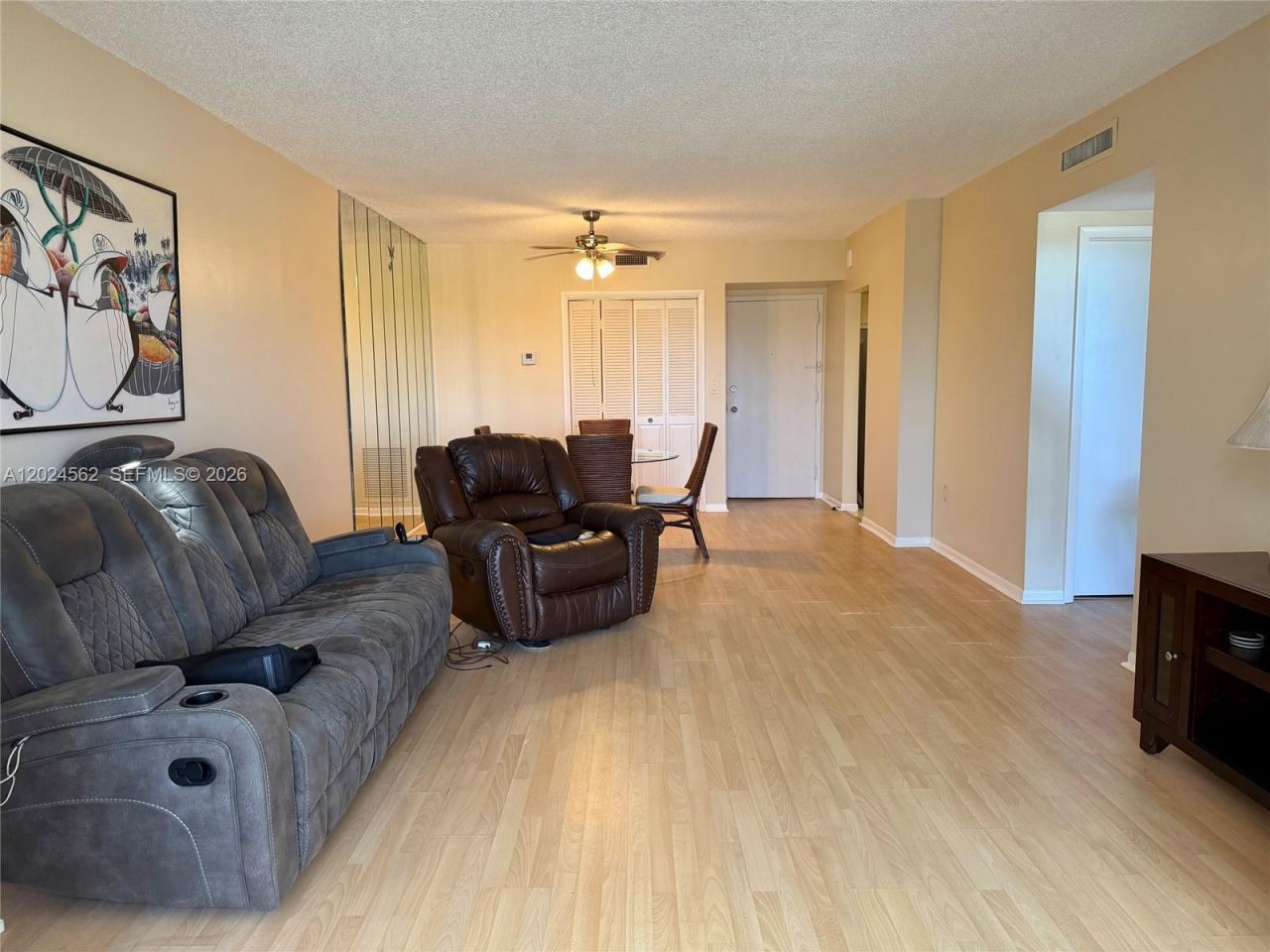 4001 Hillcrest Dr , Unit 609, Hollywood, FL 33021 Photo