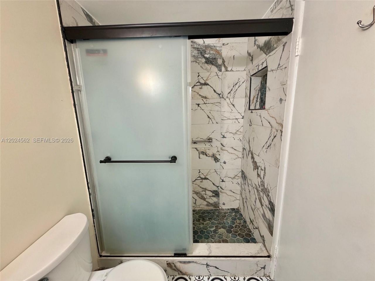 4001 Hillcrest Dr, Unit 609, Hollywood, FL 33021 Photo