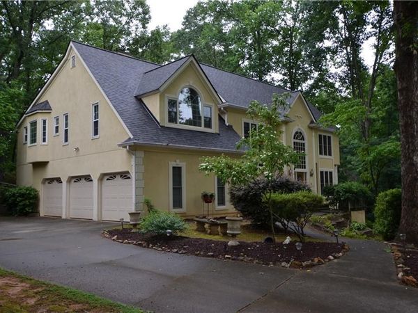 1155 Charlton Trace SW, Marietta, GA 30064