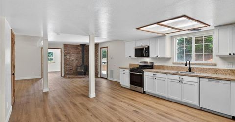 2781 Larsen Drive, Camino, CA 95709 Photo