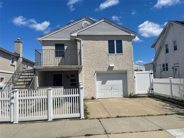 521 E Broadway , Unit garden, Long Beach, NY 11561