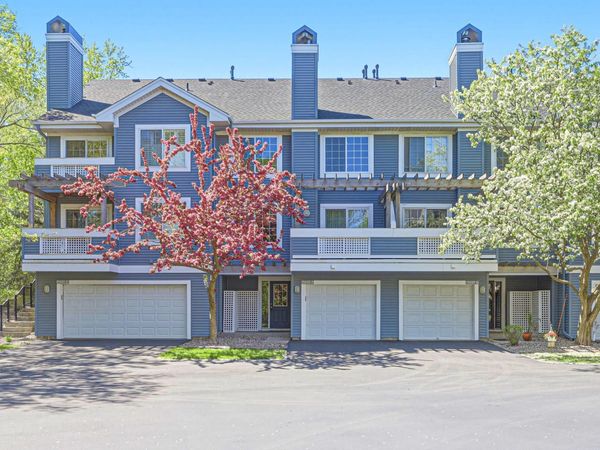 15615 24th Avenue N, Unit F, Plymouth, MN 55447