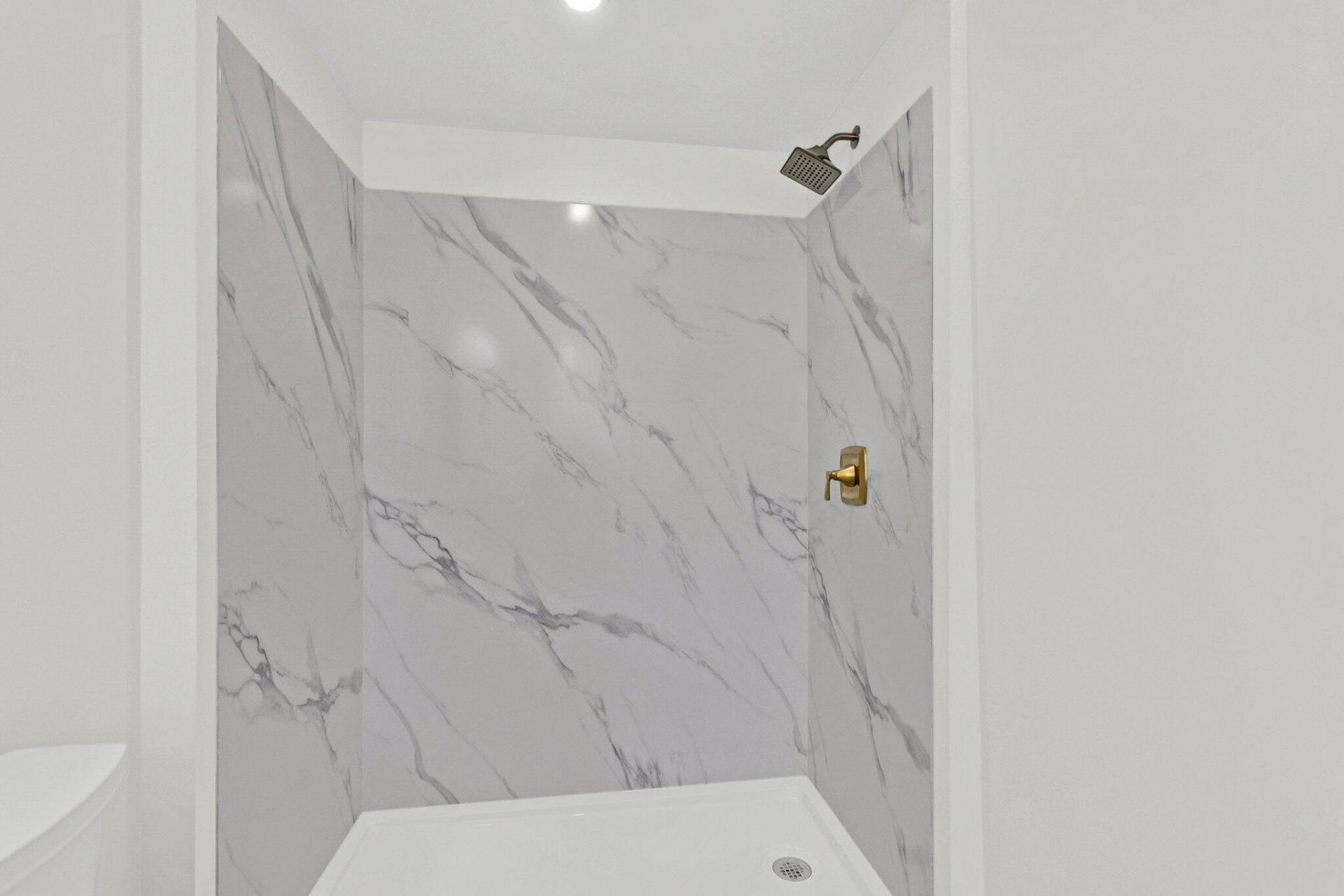 128 Logan Street Photo 17