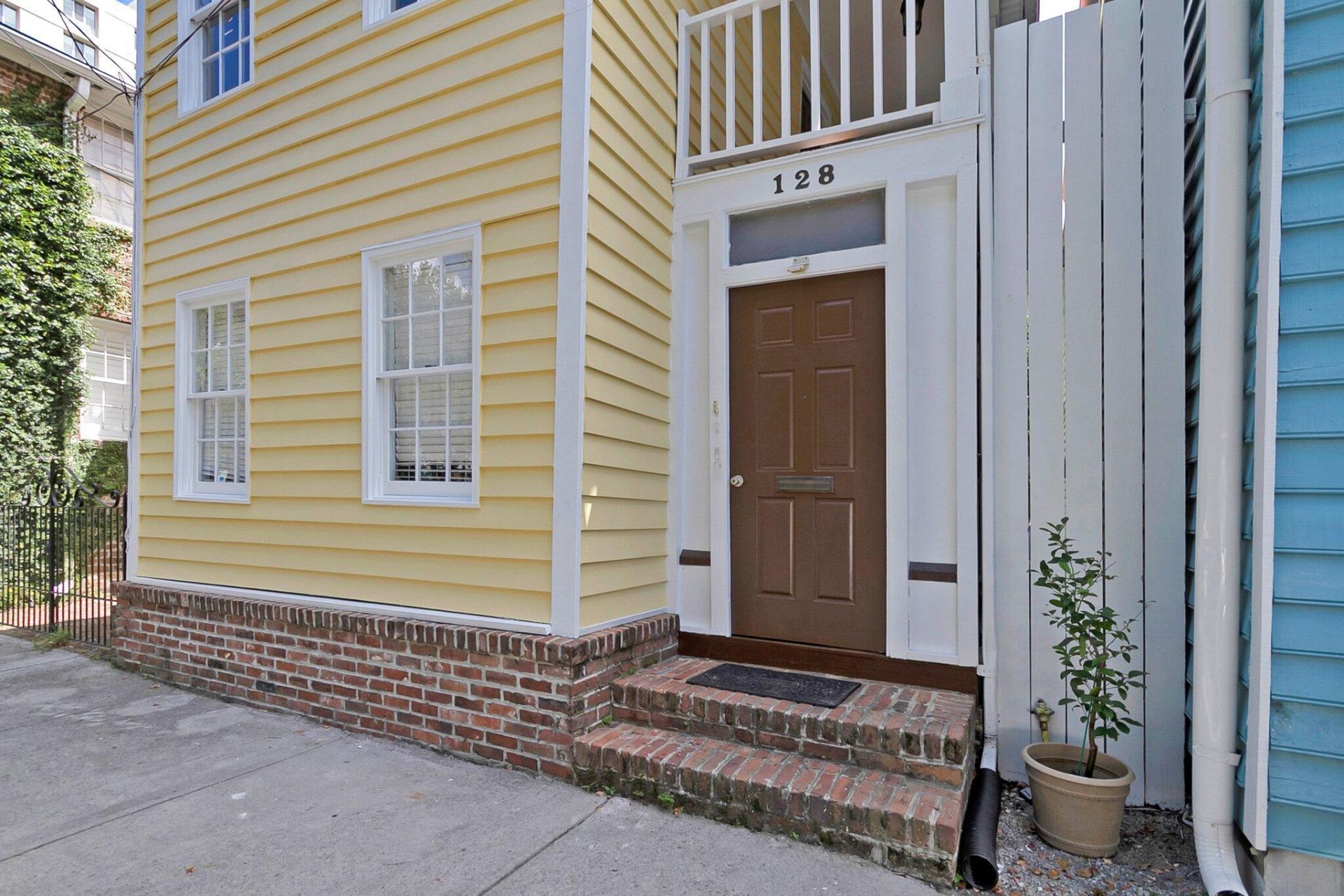 128 Logan Street Photo 23
