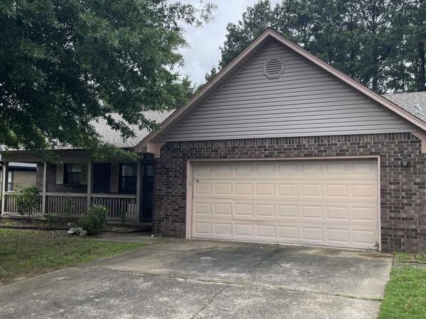 13 Bernard , Conway, AR 72032
