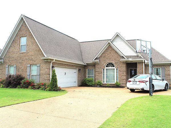 1805 Atlanta Ave., Oxford, MS 38655